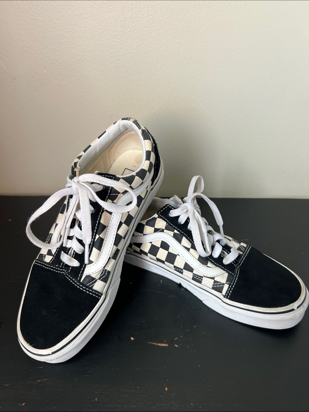 Vans Black & White Checkerboard Low-Top suede Sneakers size 7.5 - Picture 4 of 10